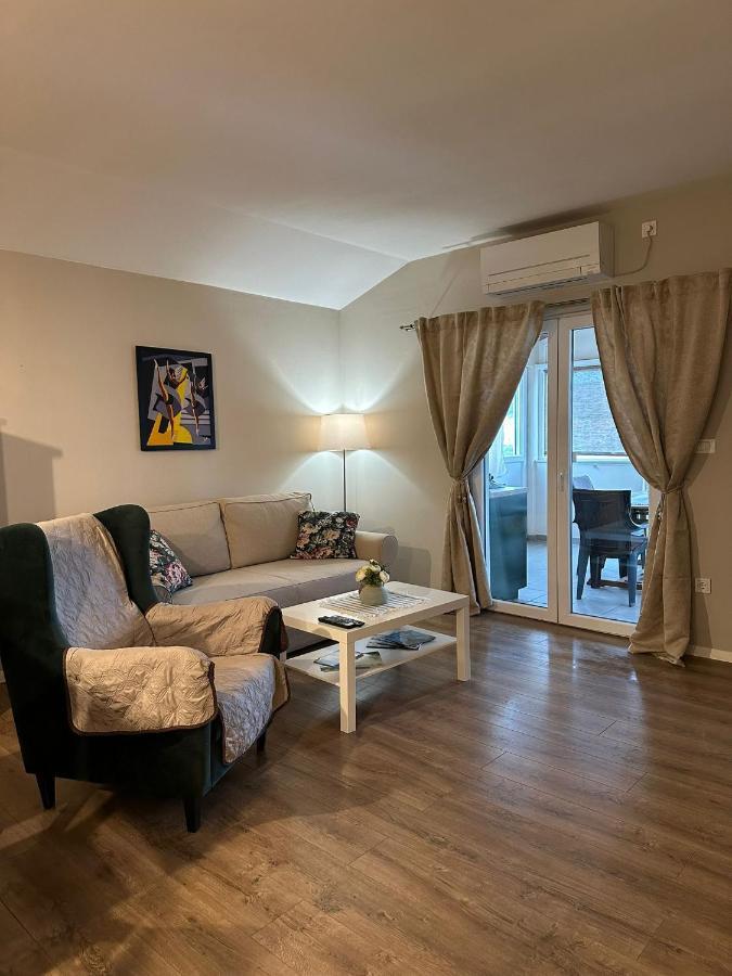 Apartman Lusy Tribalj Zewnętrze zdjęcie