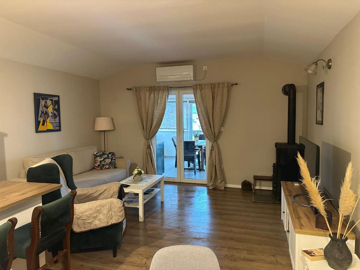Apartman Lusy Tribalj Zewnętrze zdjęcie